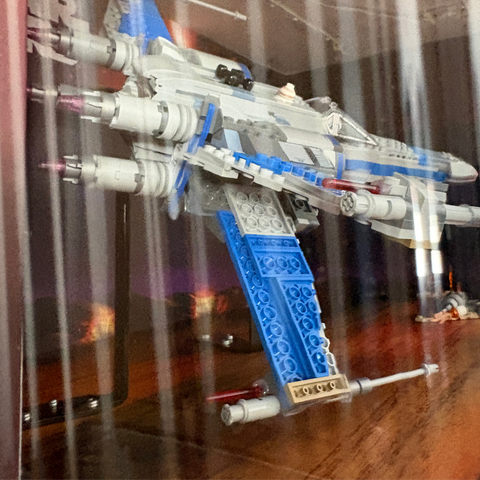 LEGO - Resistance X-Wing Display Case